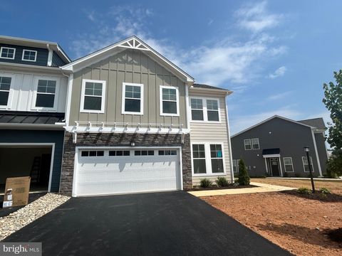 464 BAYBERRY LANE ZION CROSSROADS VA 22942