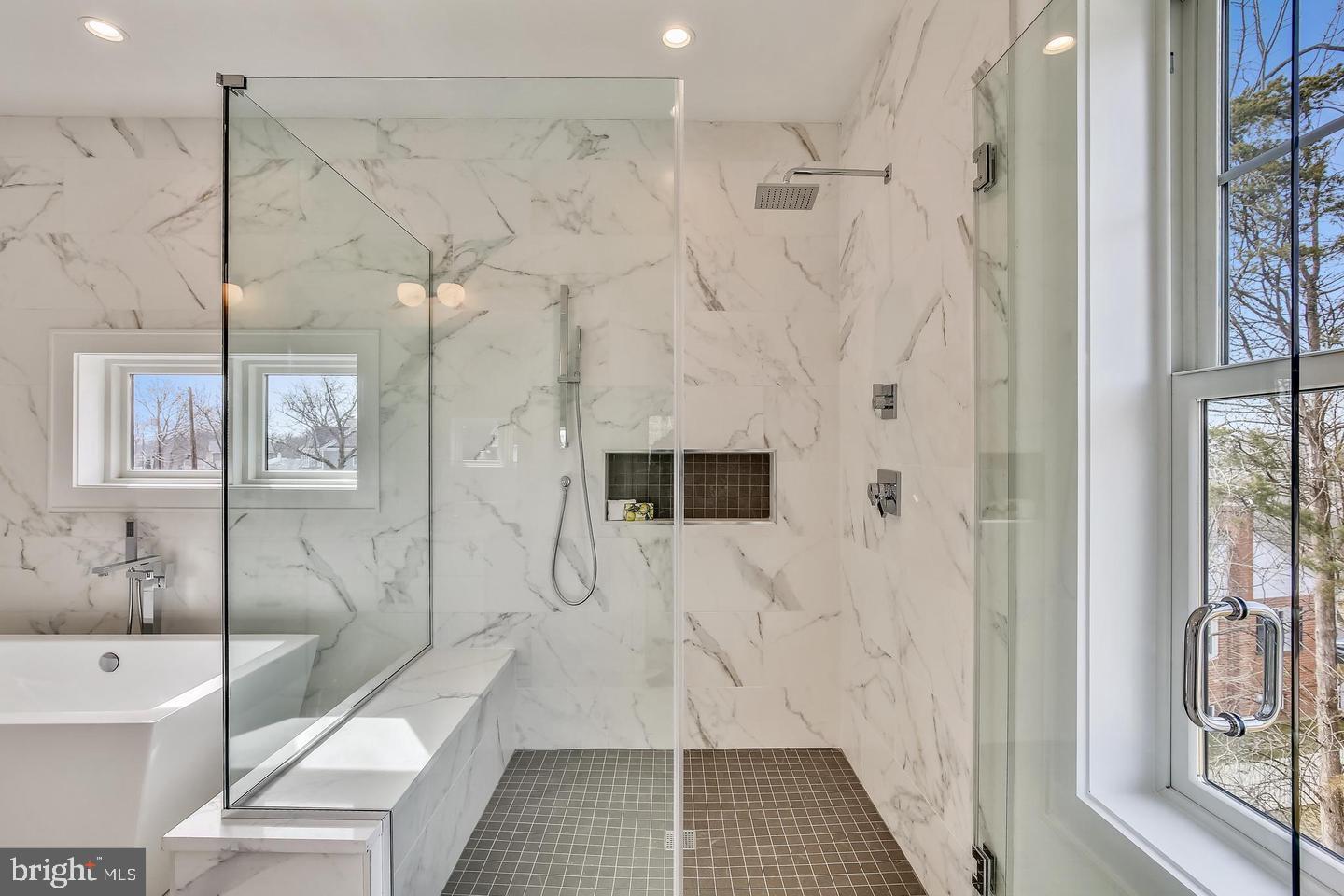 MARYMOUNT - Residential