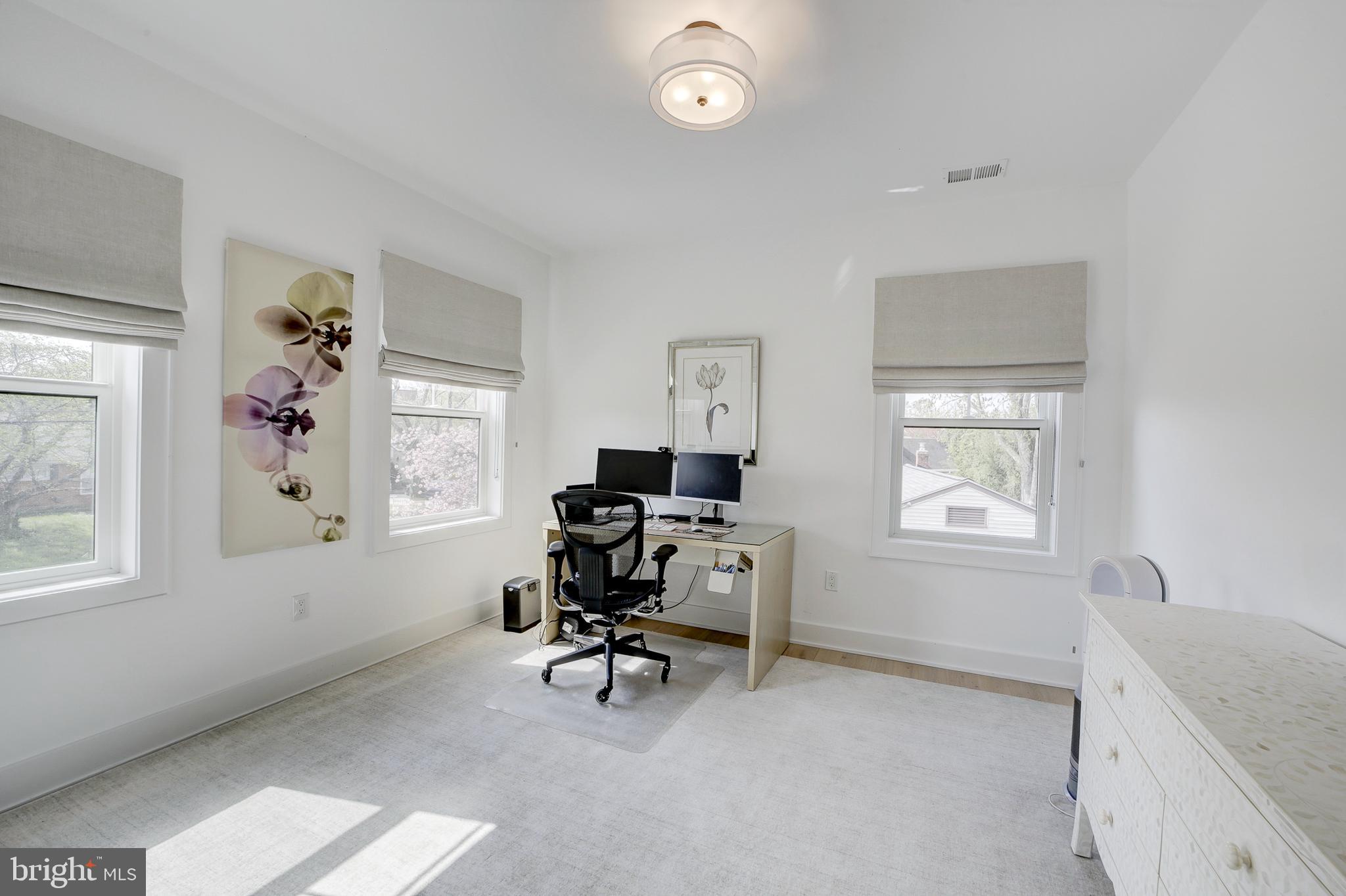 MARYMOUNT - Residential