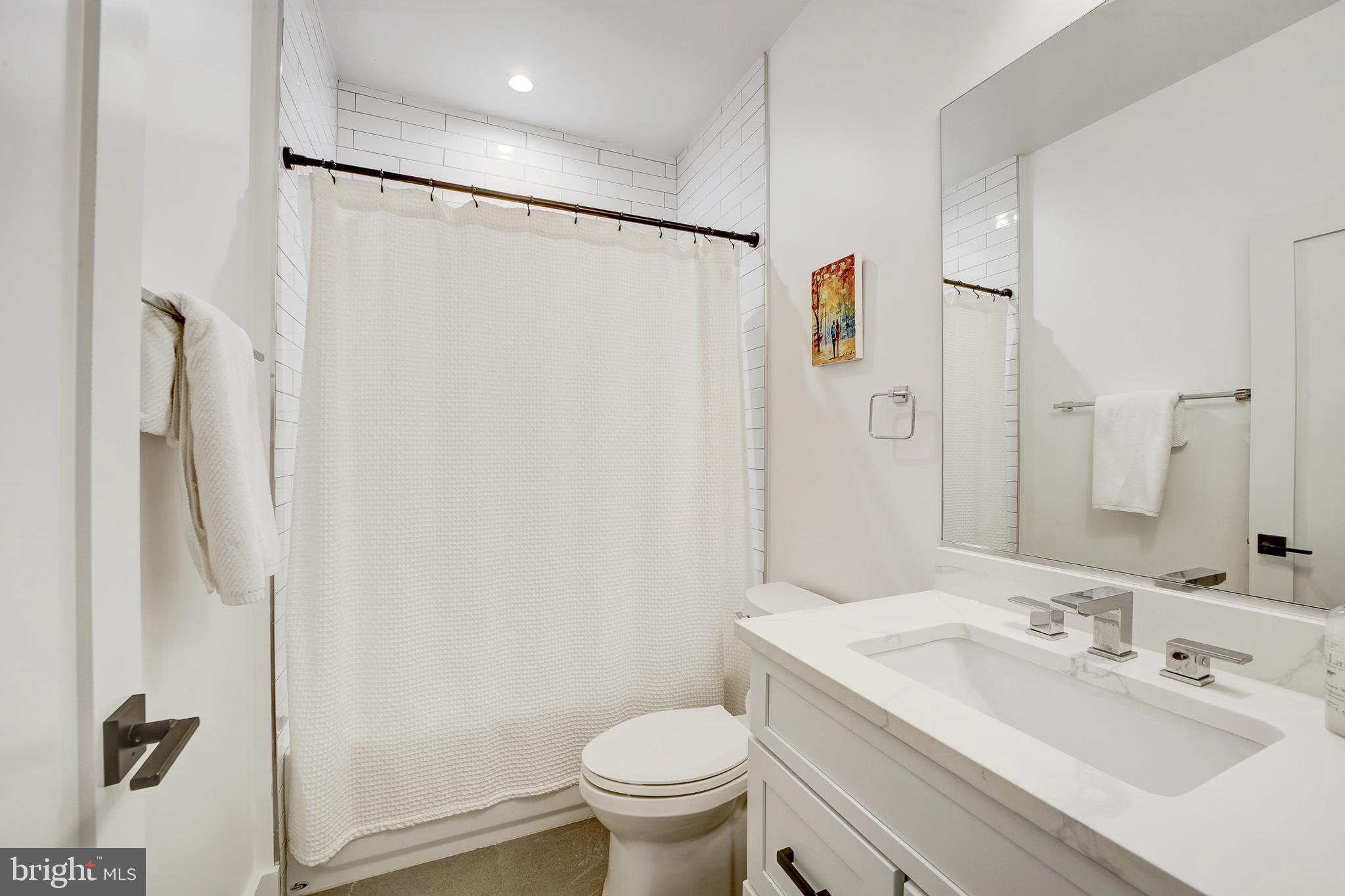 MARYMOUNT - Residential