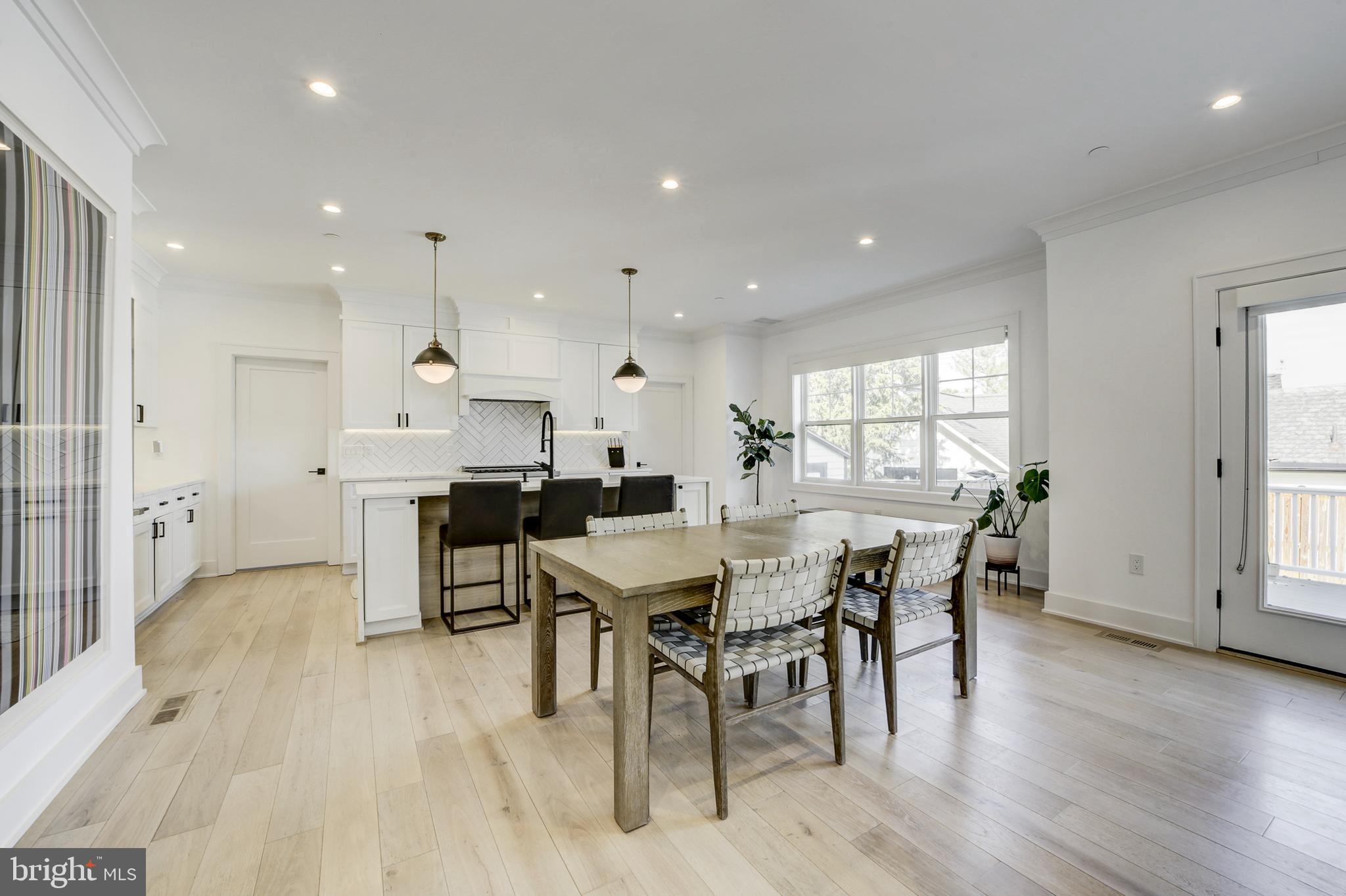 MARYMOUNT - Residential