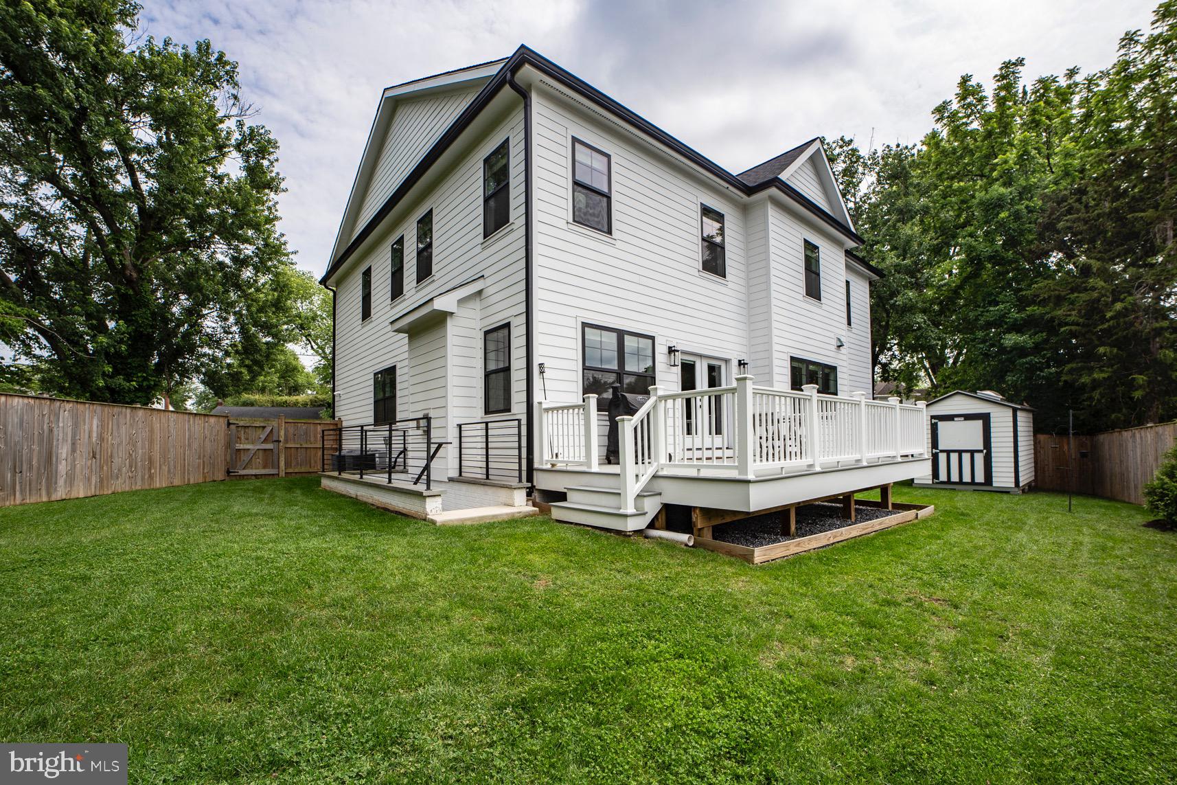 MARYMOUNT - Residential