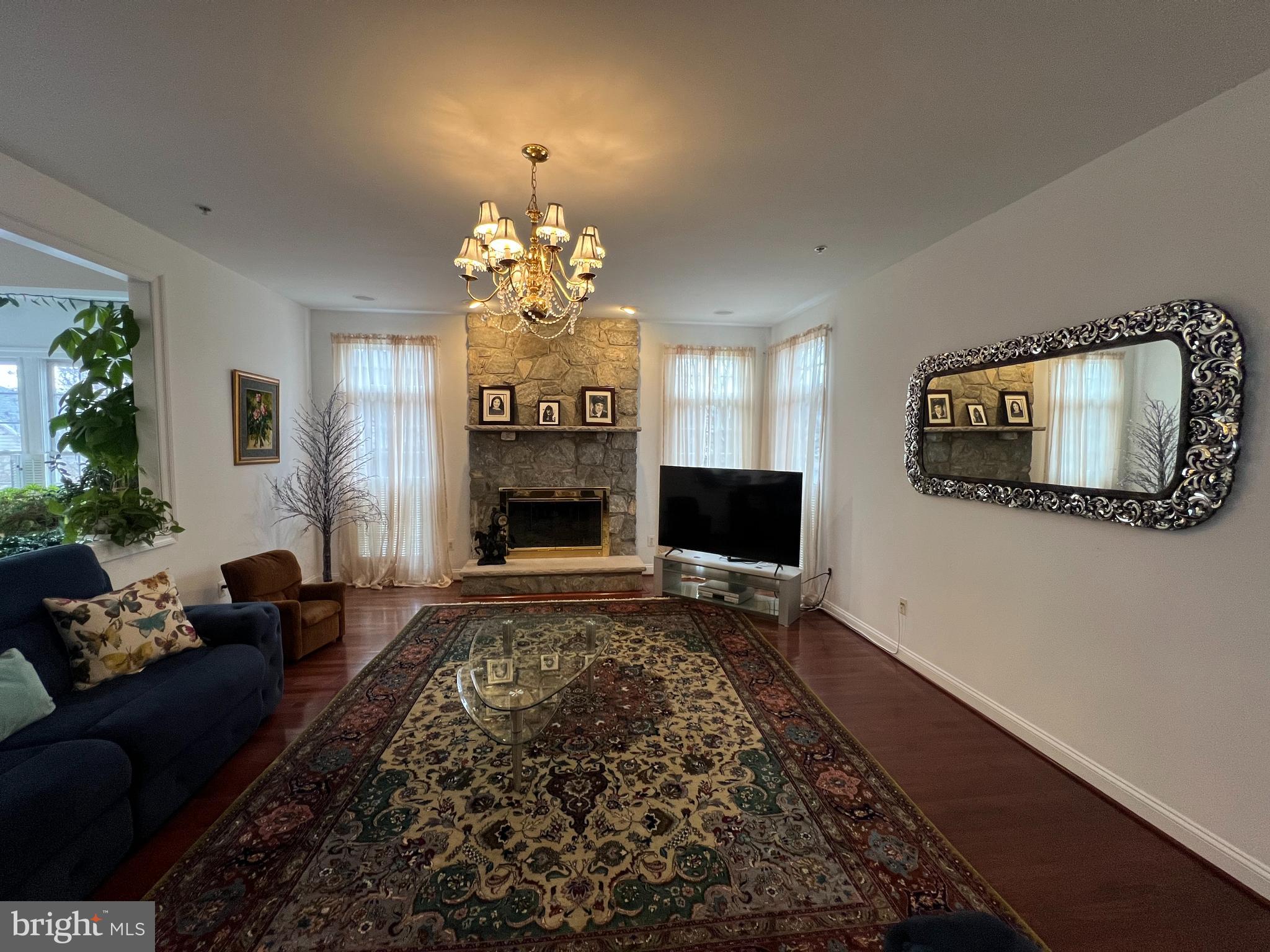 FALLSGROVE - Residential