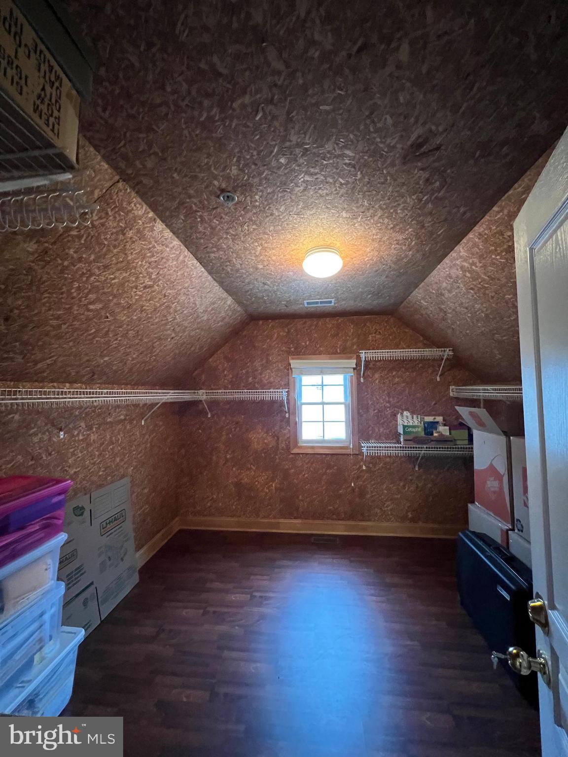 FALLSGROVE - Residential