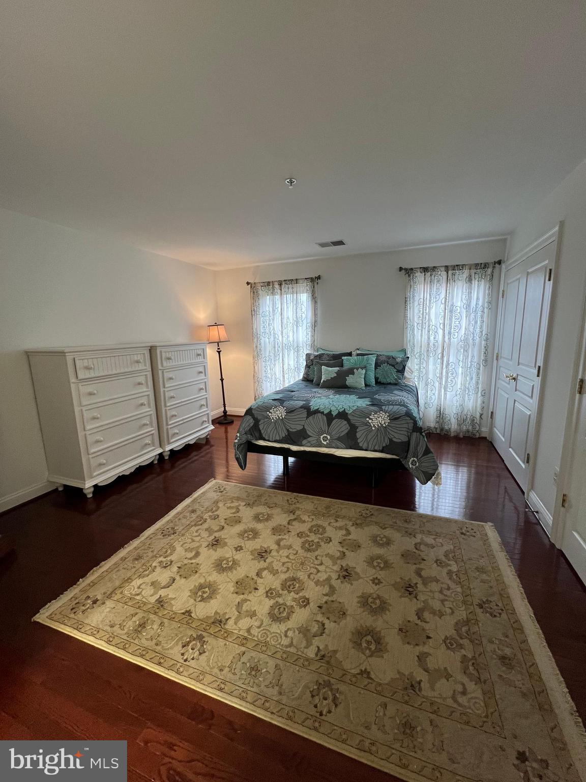 FALLSGROVE - Residential