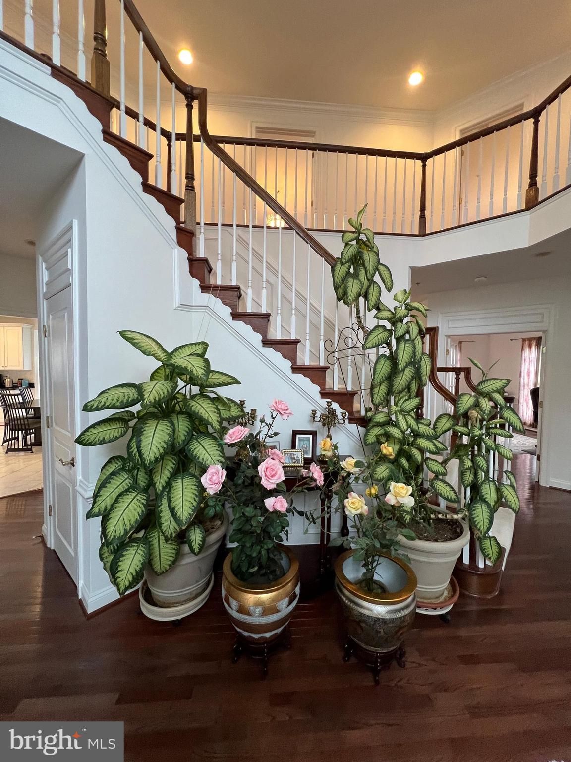 FALLSGROVE - Residential