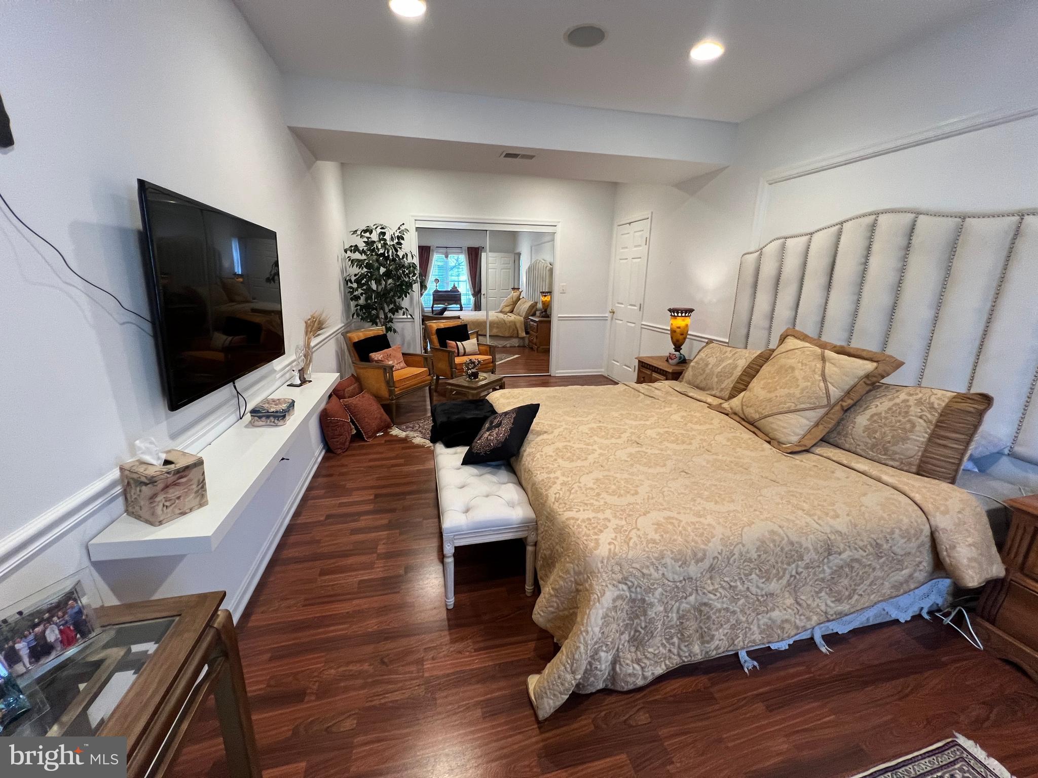 FALLSGROVE - Residential