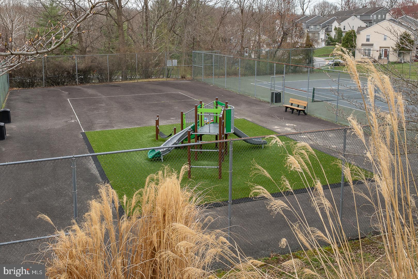 BALLINAHINCH - Residential