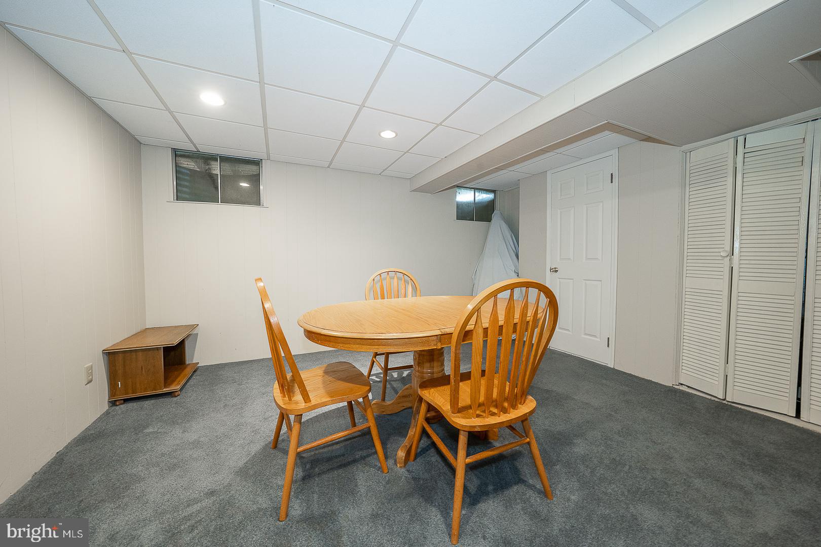 BALLINAHINCH - Residential