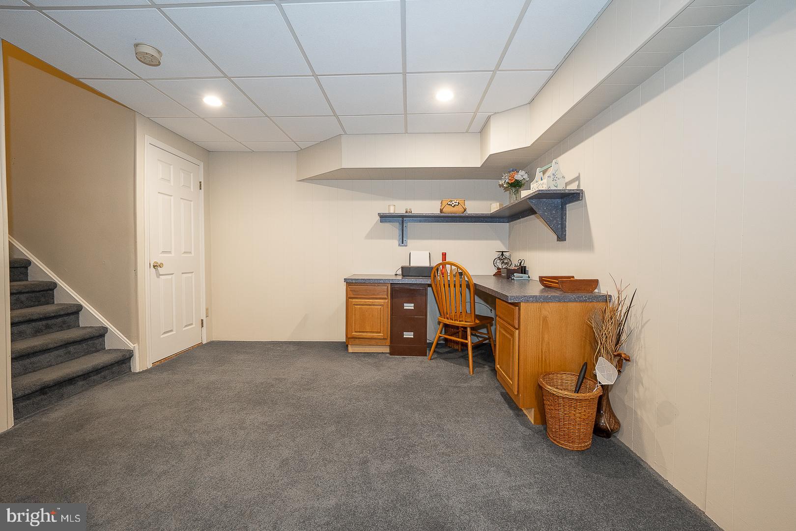 BALLINAHINCH - Residential