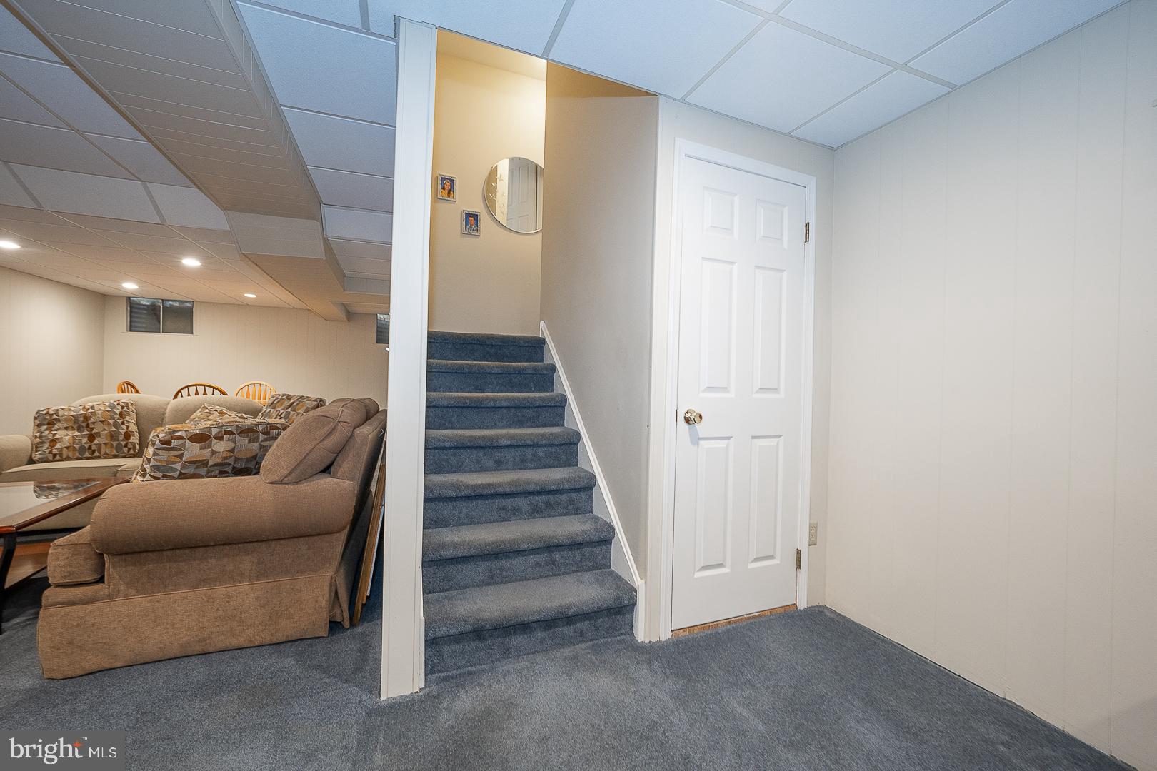 BALLINAHINCH - Residential