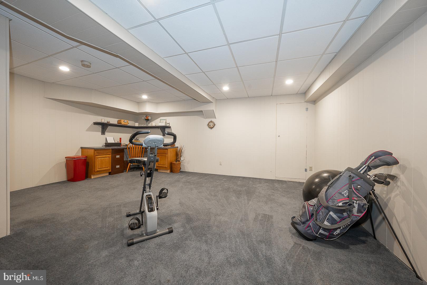 BALLINAHINCH - Residential