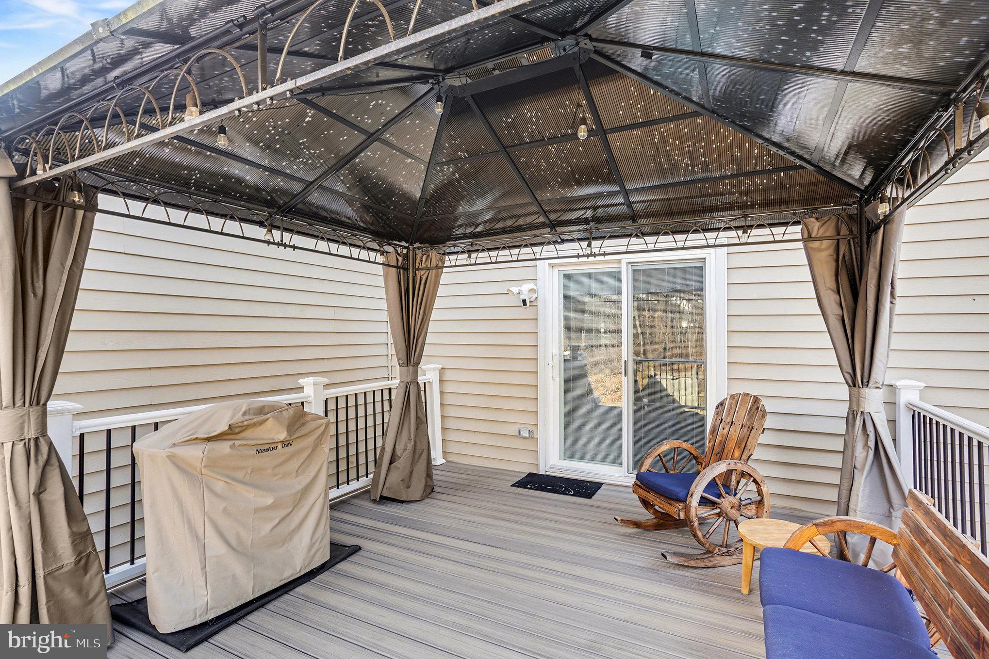 BRISTOL FOREST - Residential