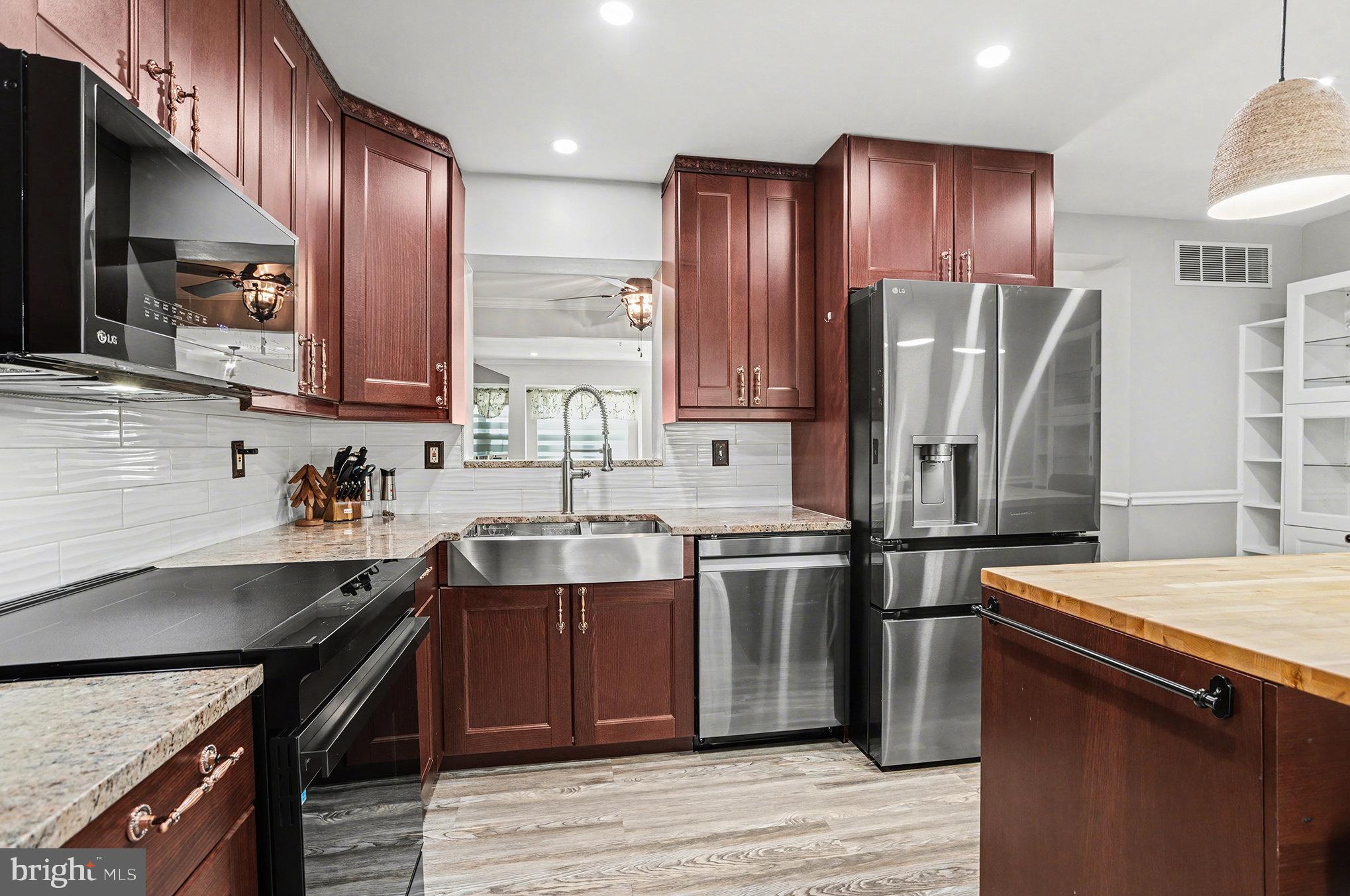 BRISTOL FOREST - Residential