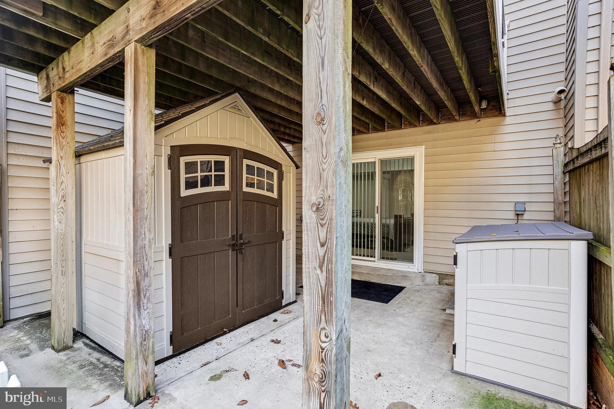 BRISTOL FOREST - Residential