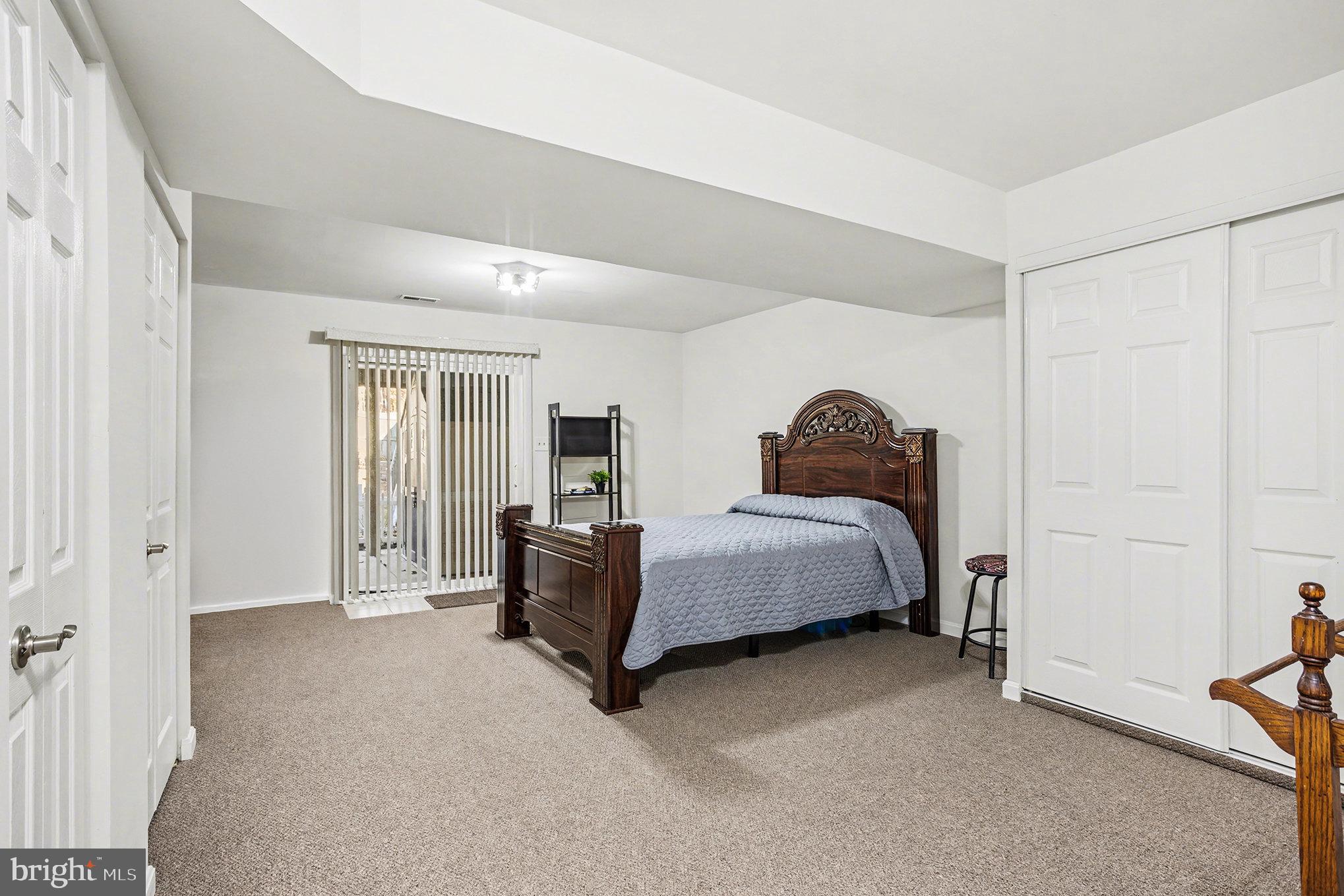 BRISTOL FOREST - Residential