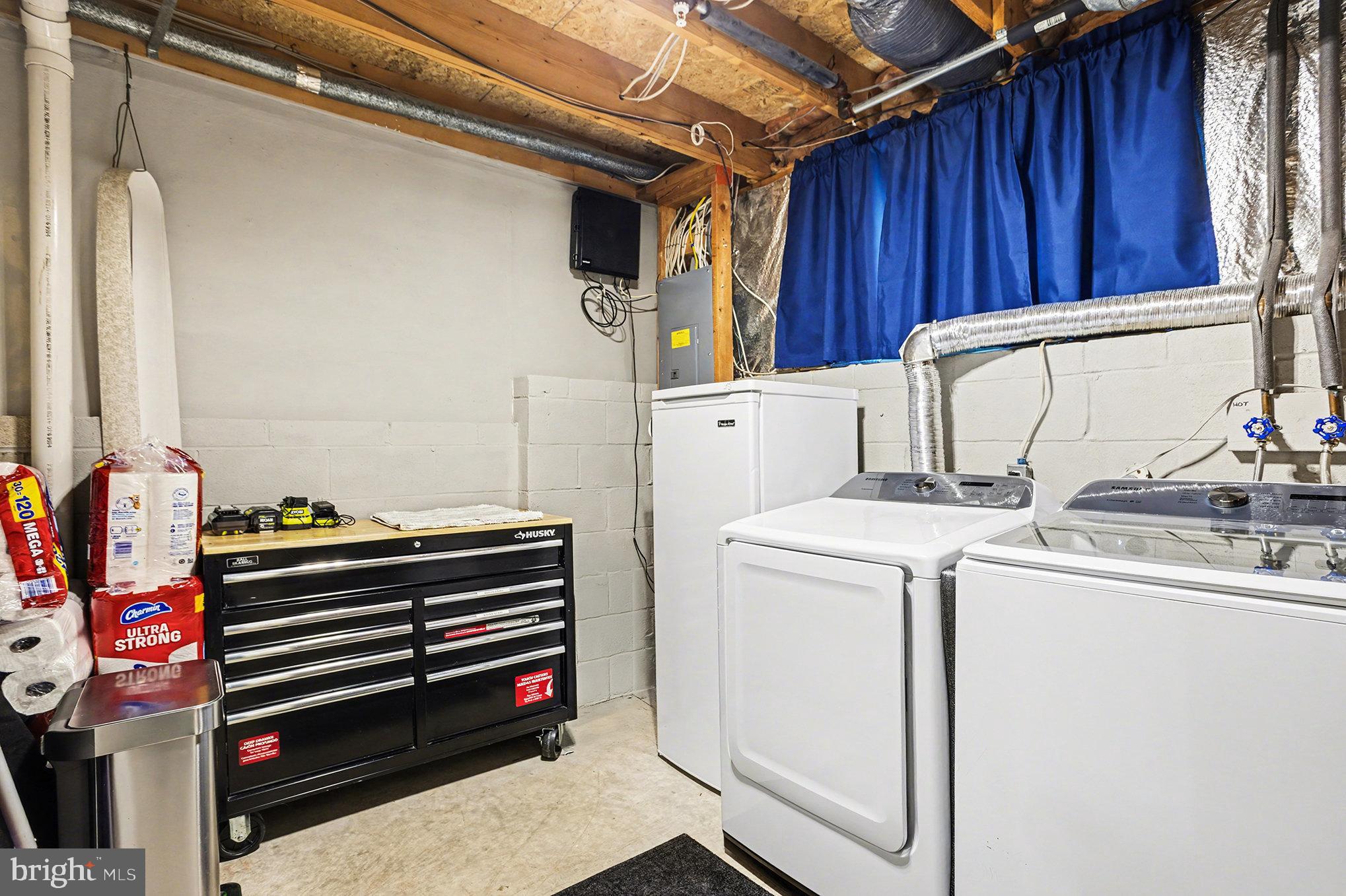 BRISTOL FOREST - Residential