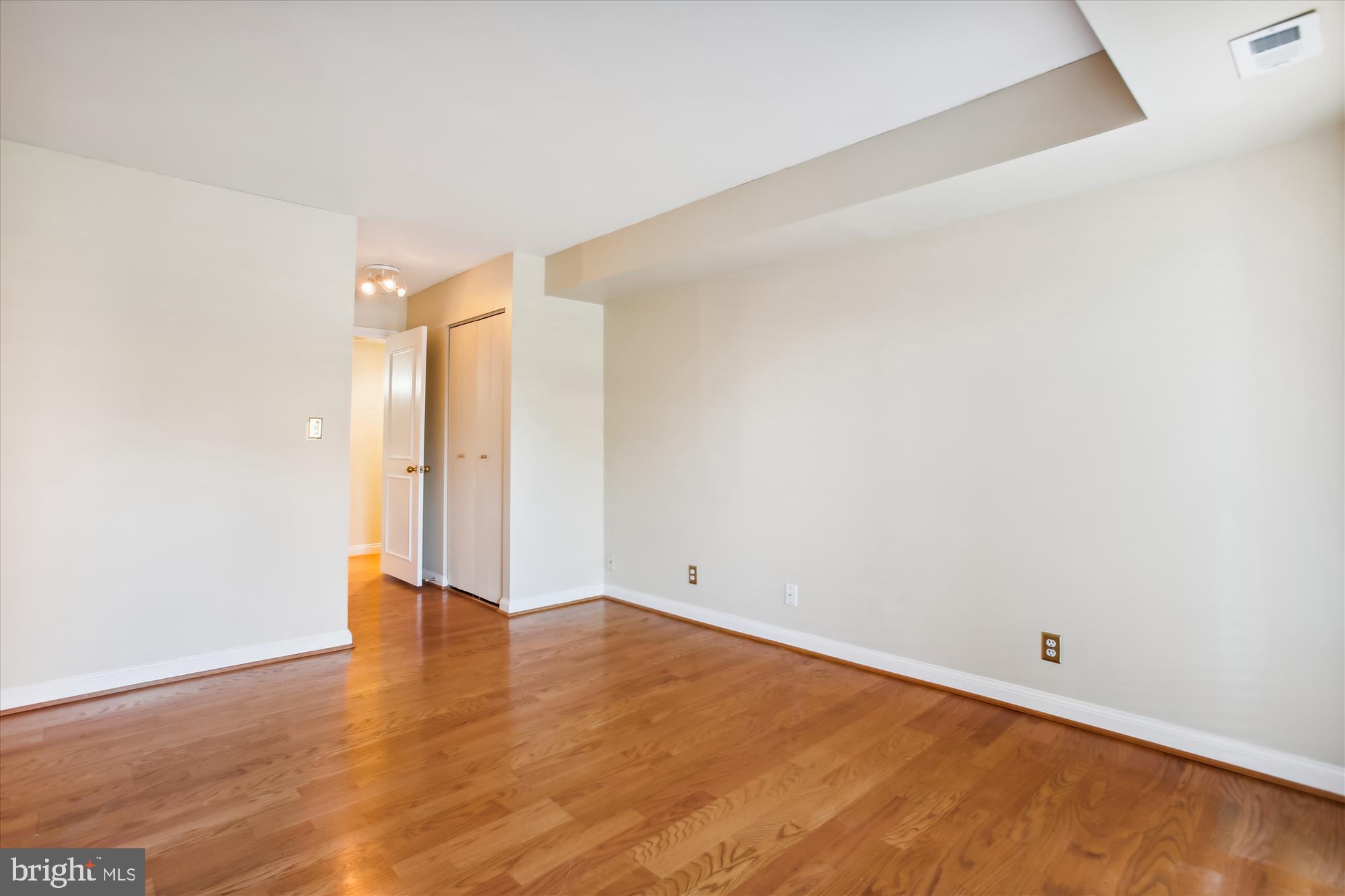 PORTO VECCHIO - Residential Lease