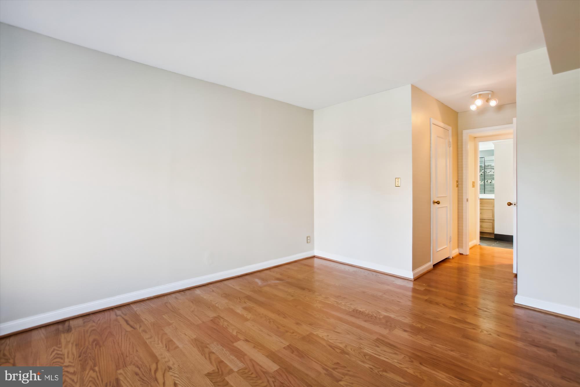 PORTO VECCHIO - Residential Lease