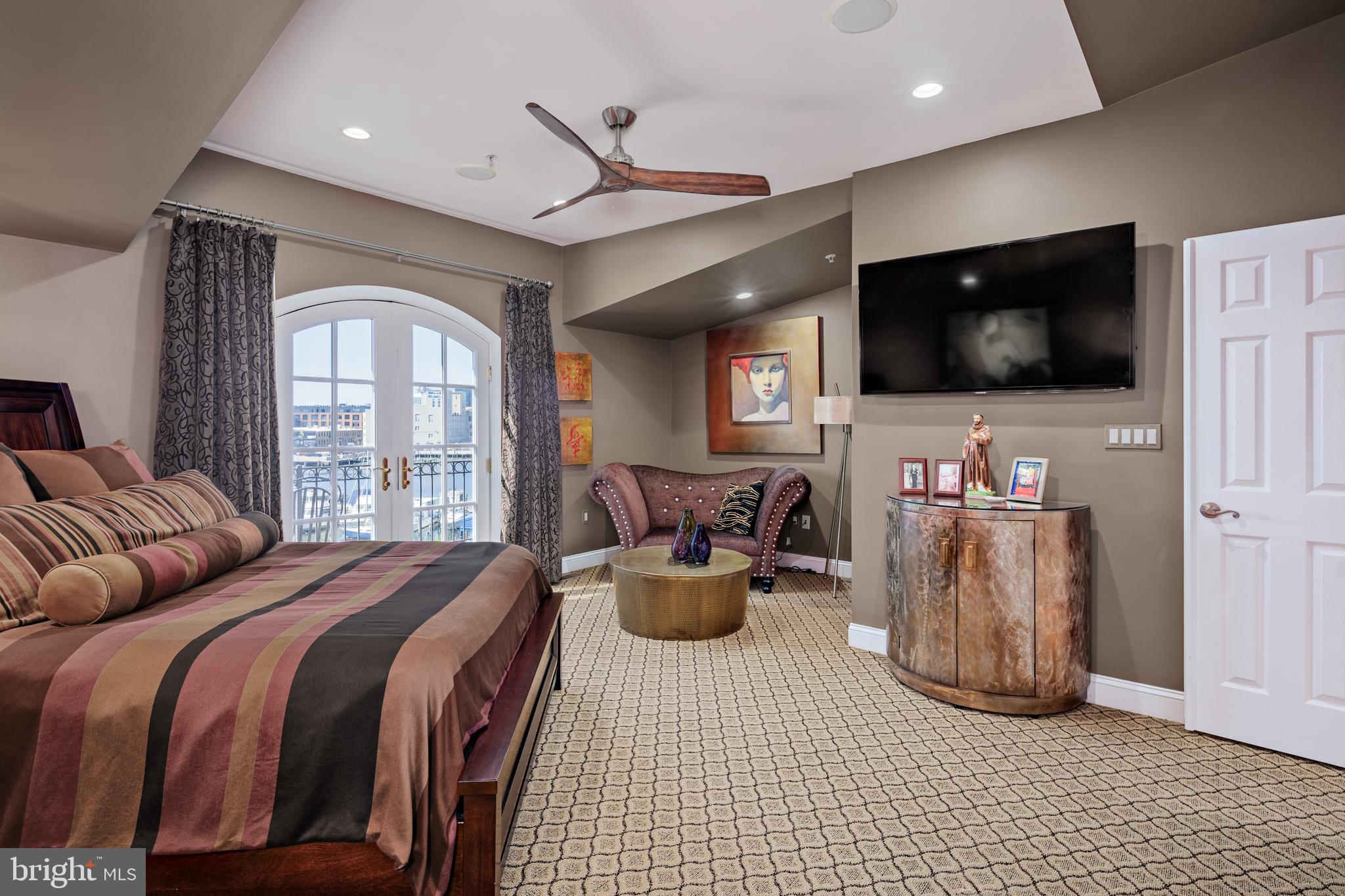 NORTH SHORE - Residential