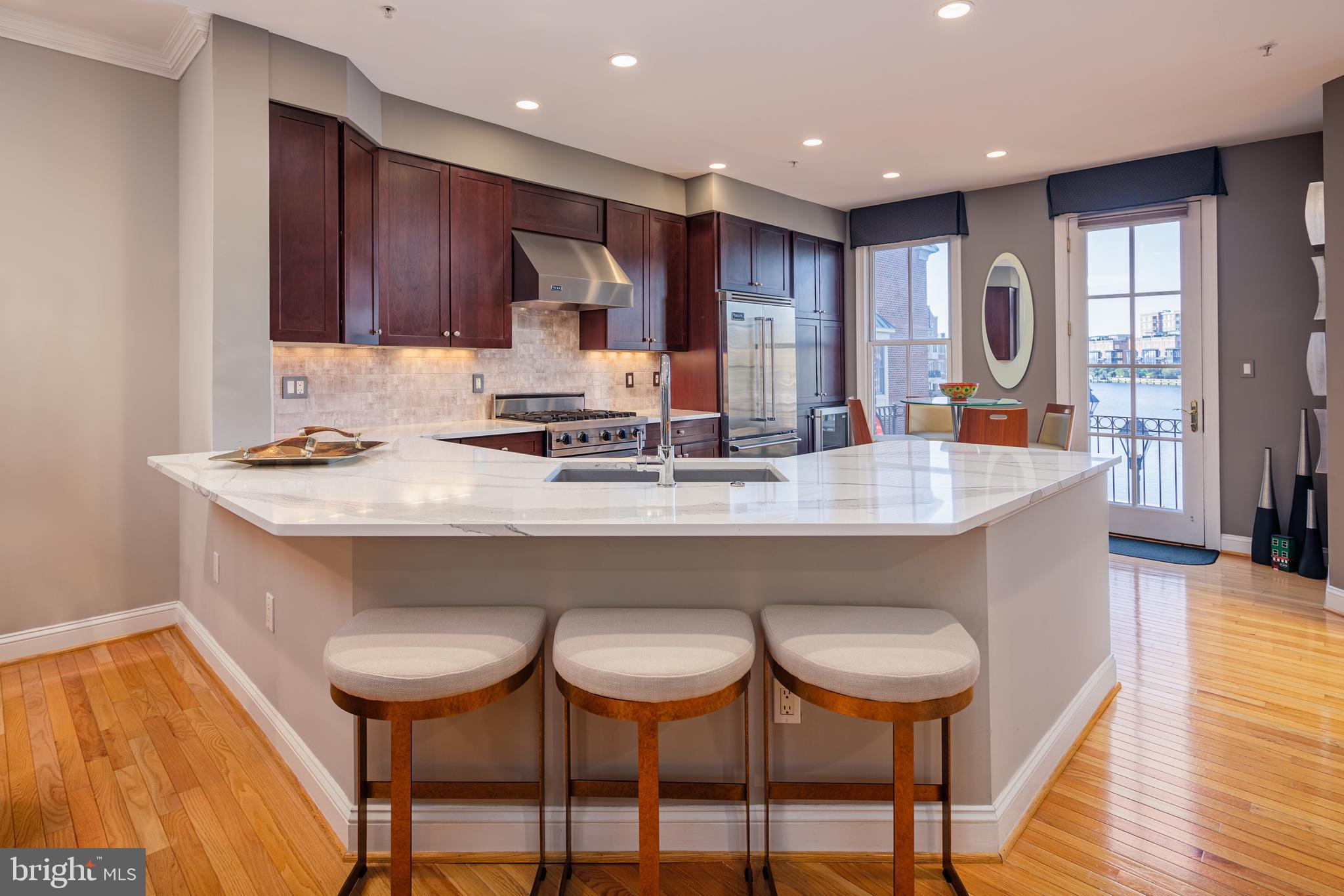 NORTH SHORE - Residential