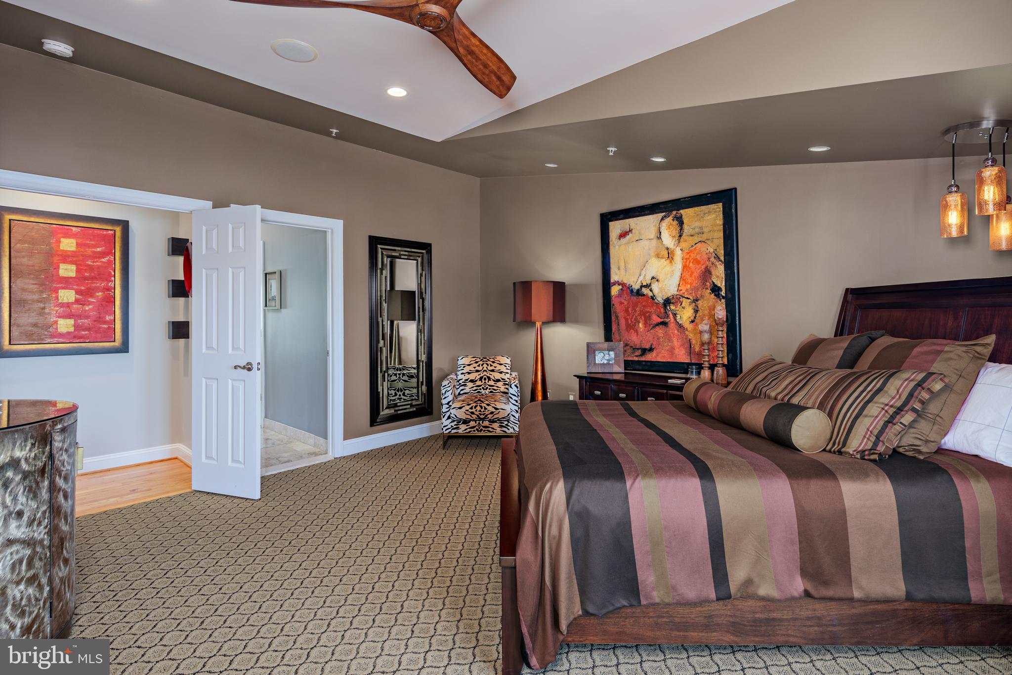 NORTH SHORE - Residential