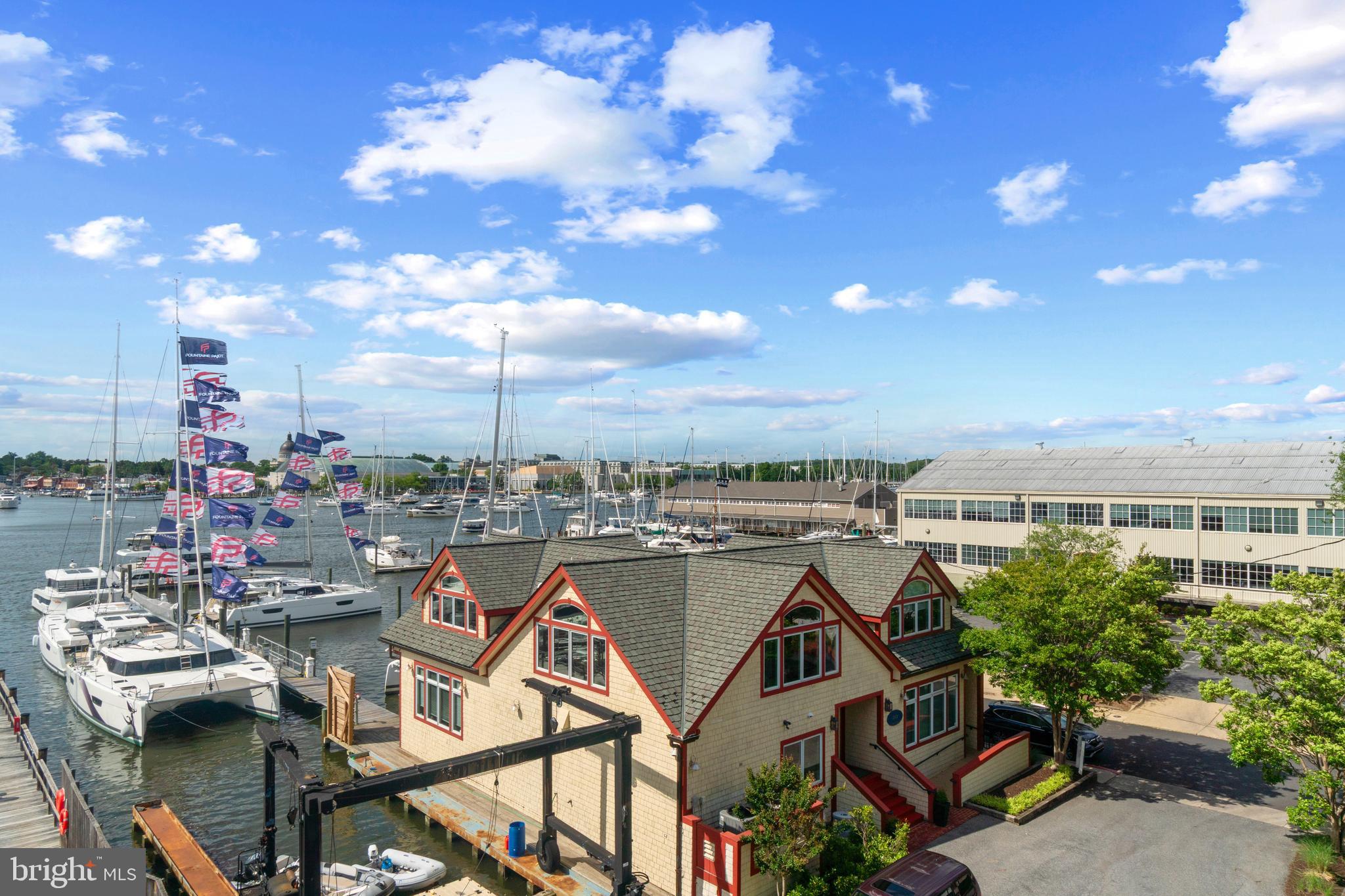 THE TECUMSEH - Residential Lease