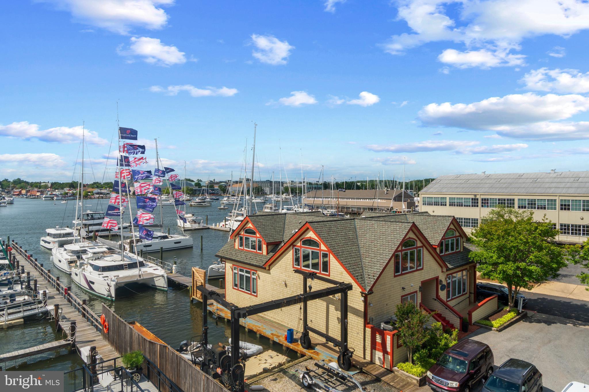 THE TECUMSEH - Residential Lease