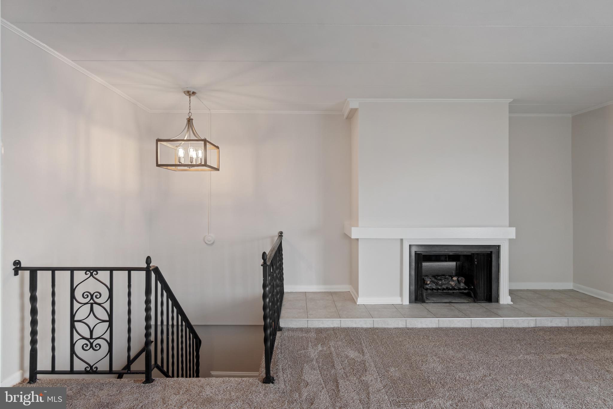 THE TECUMSEH - Residential Lease