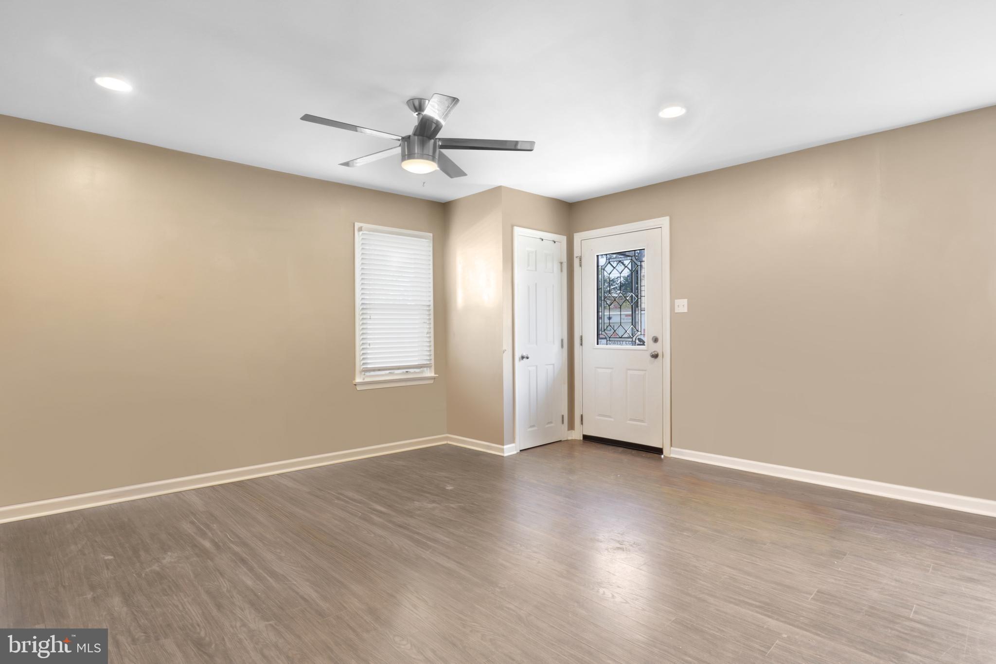 SPEEDWAY - Residential