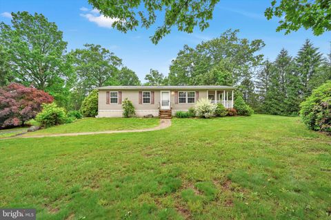 1130 DOGWOOD DRIVE REINHOLDS PA 17569