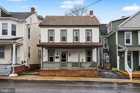 209 CENTENNIAL AVENUE HANOVER PA 17331