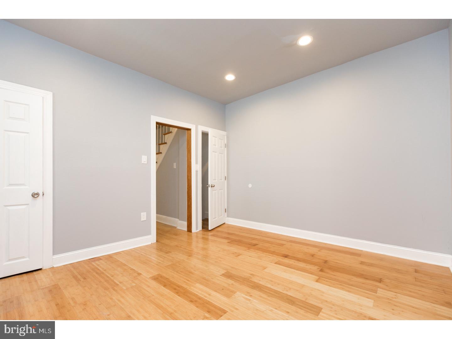 FRANKFORD - Residential