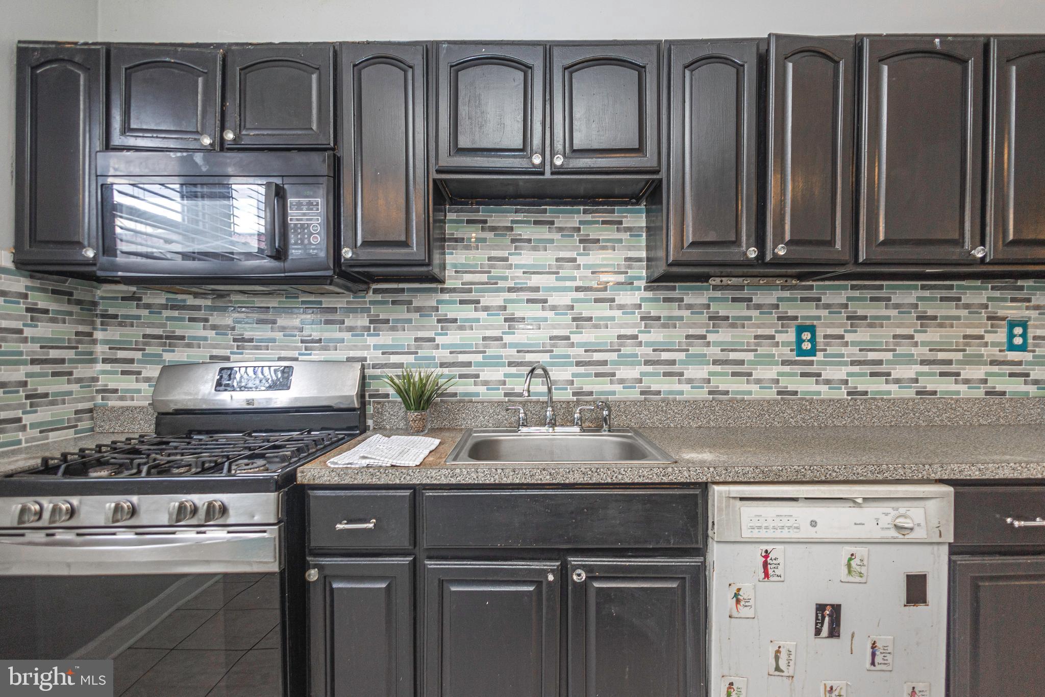 WEST OAK LANE - Residential