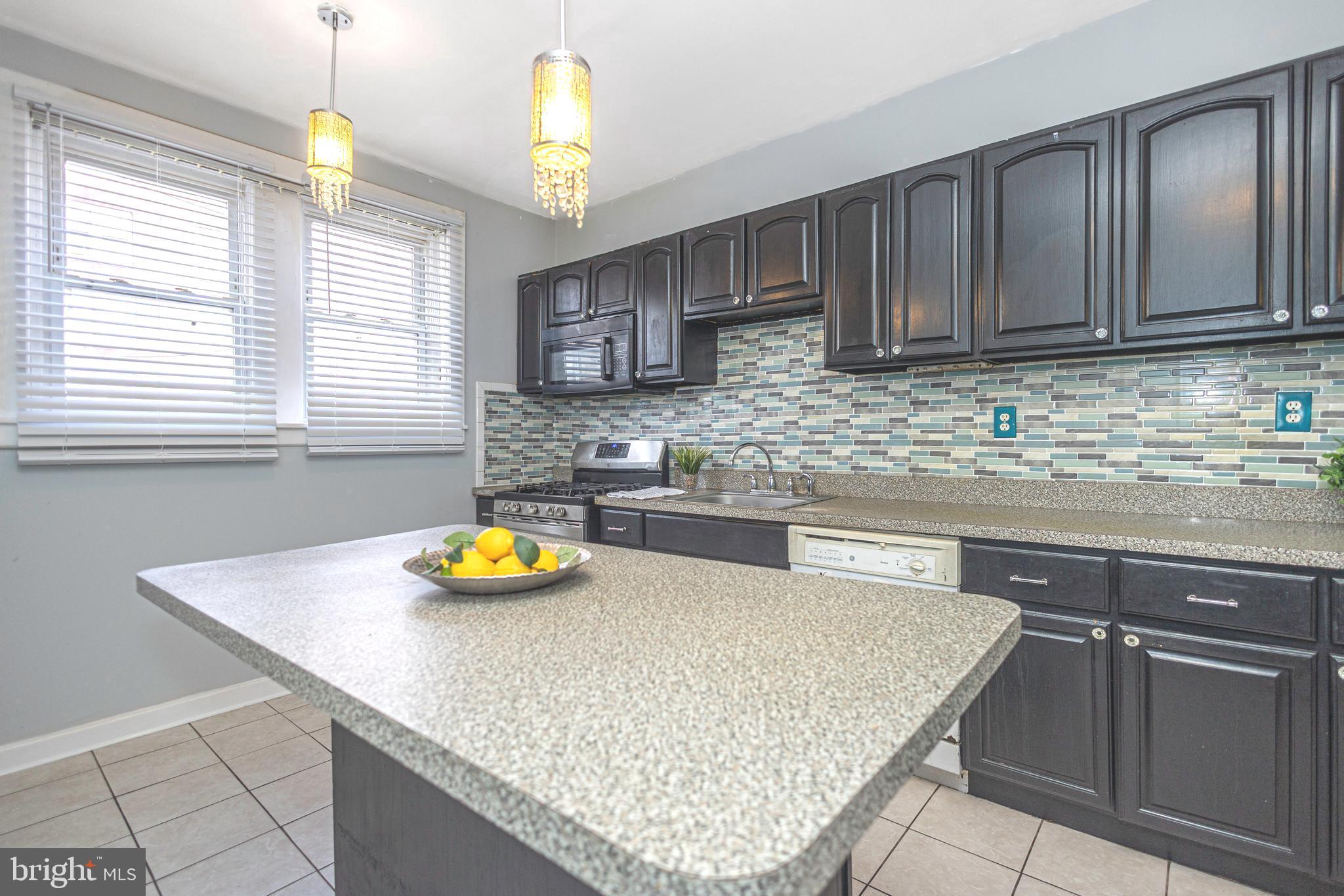 WEST OAK LANE - Residential