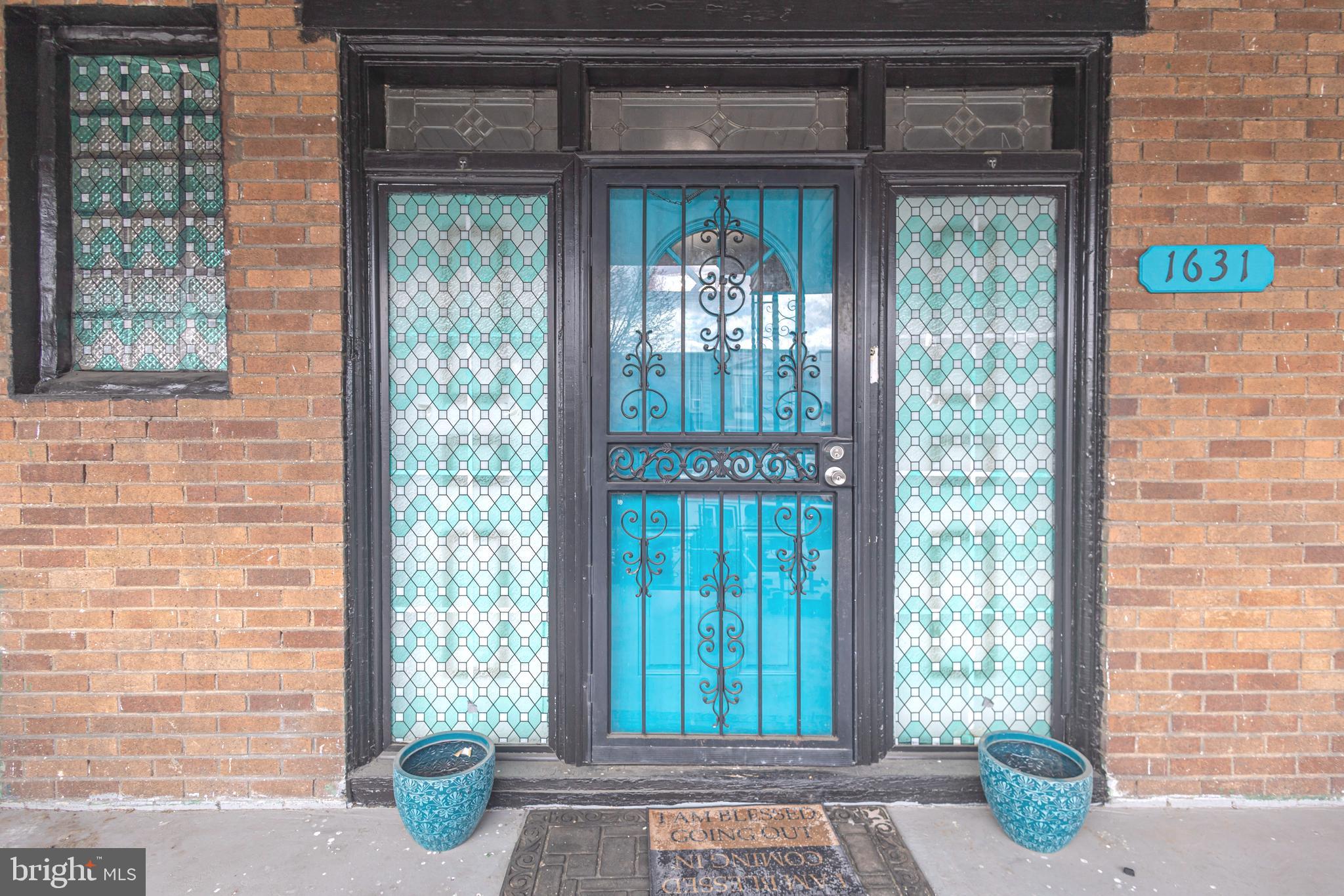 WEST OAK LANE - Residential