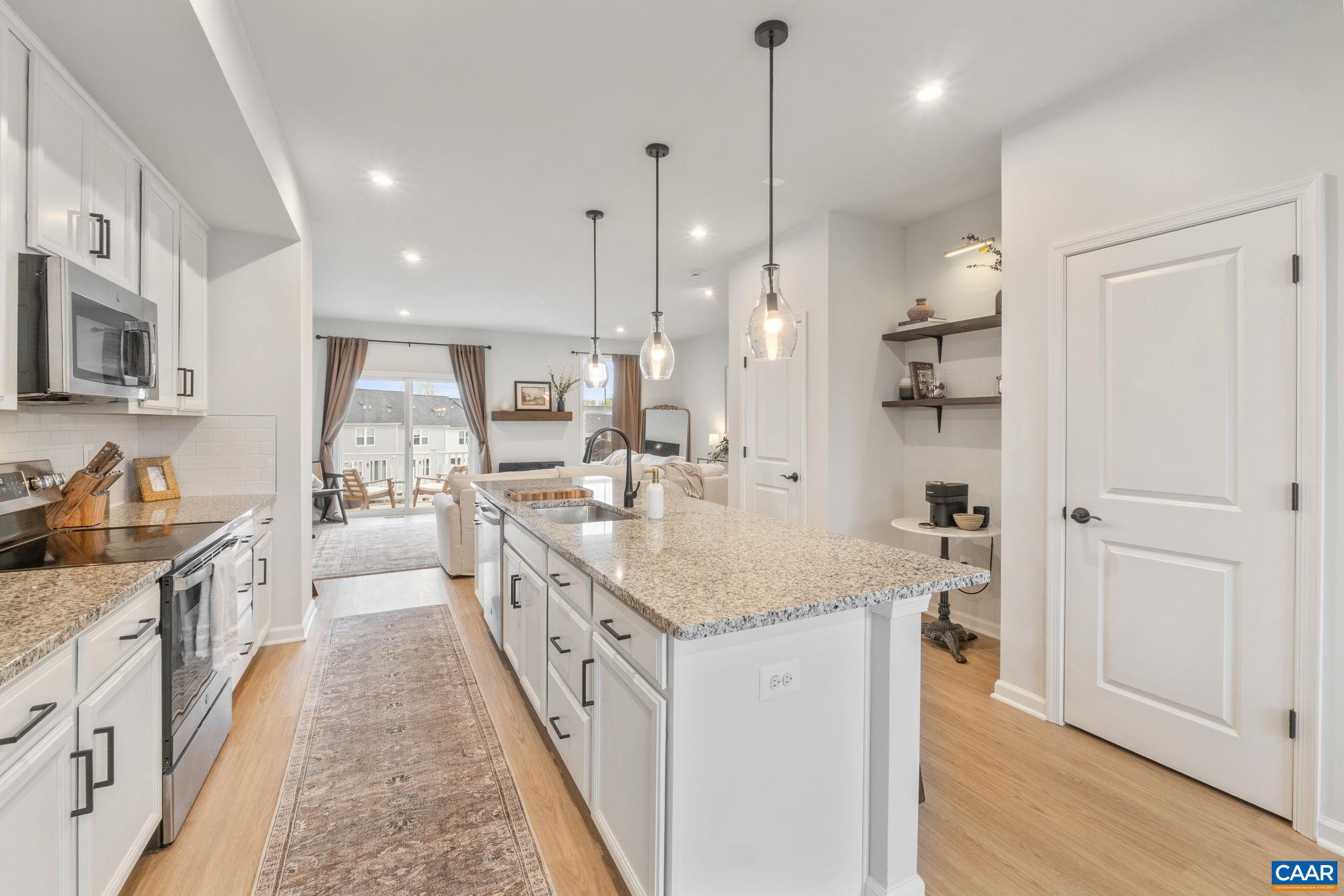 PLEASANT GREEN - Residential