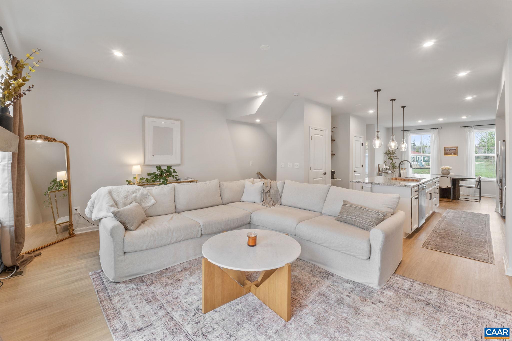 PLEASANT GREEN - Residential