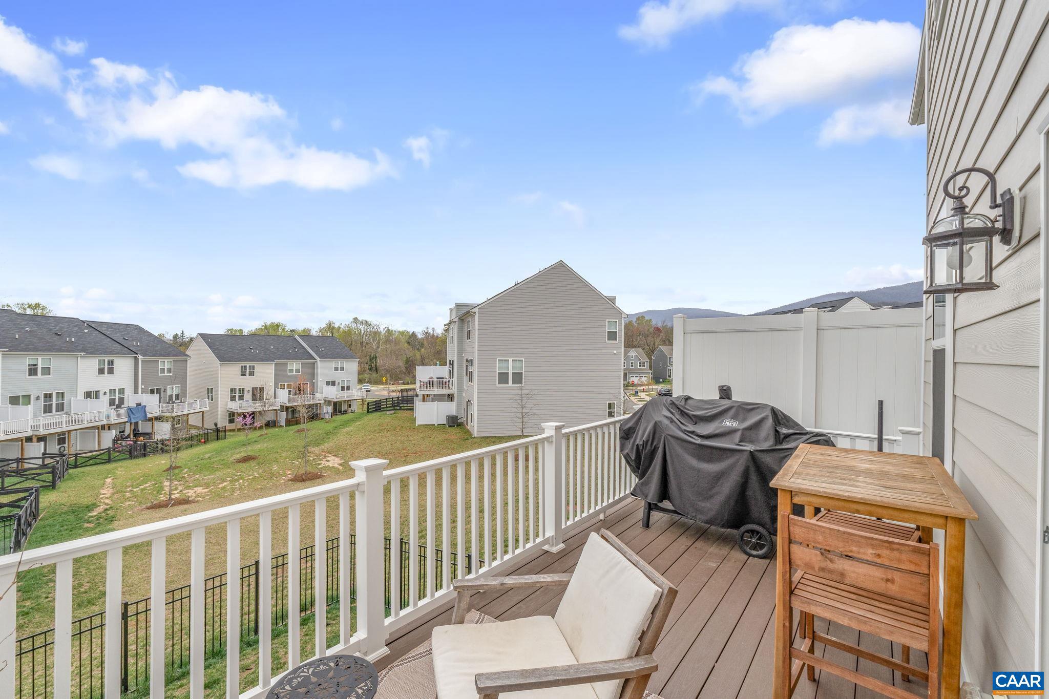 PLEASANT GREEN - Residential