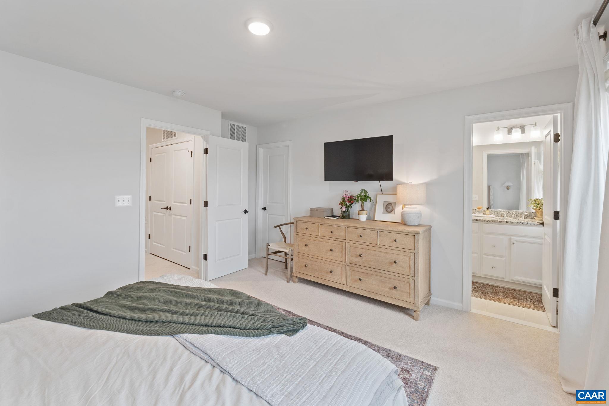 PLEASANT GREEN - Residential