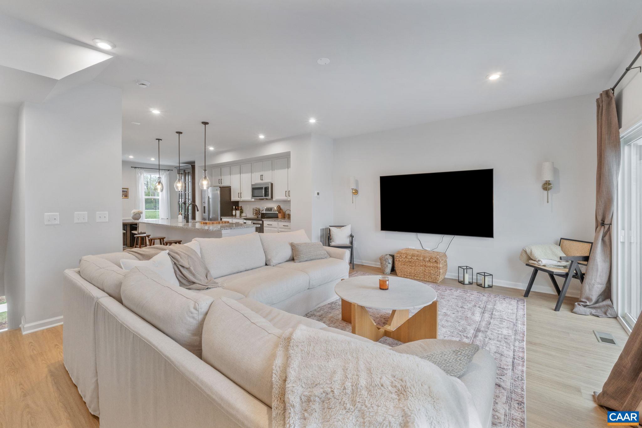 PLEASANT GREEN - Residential