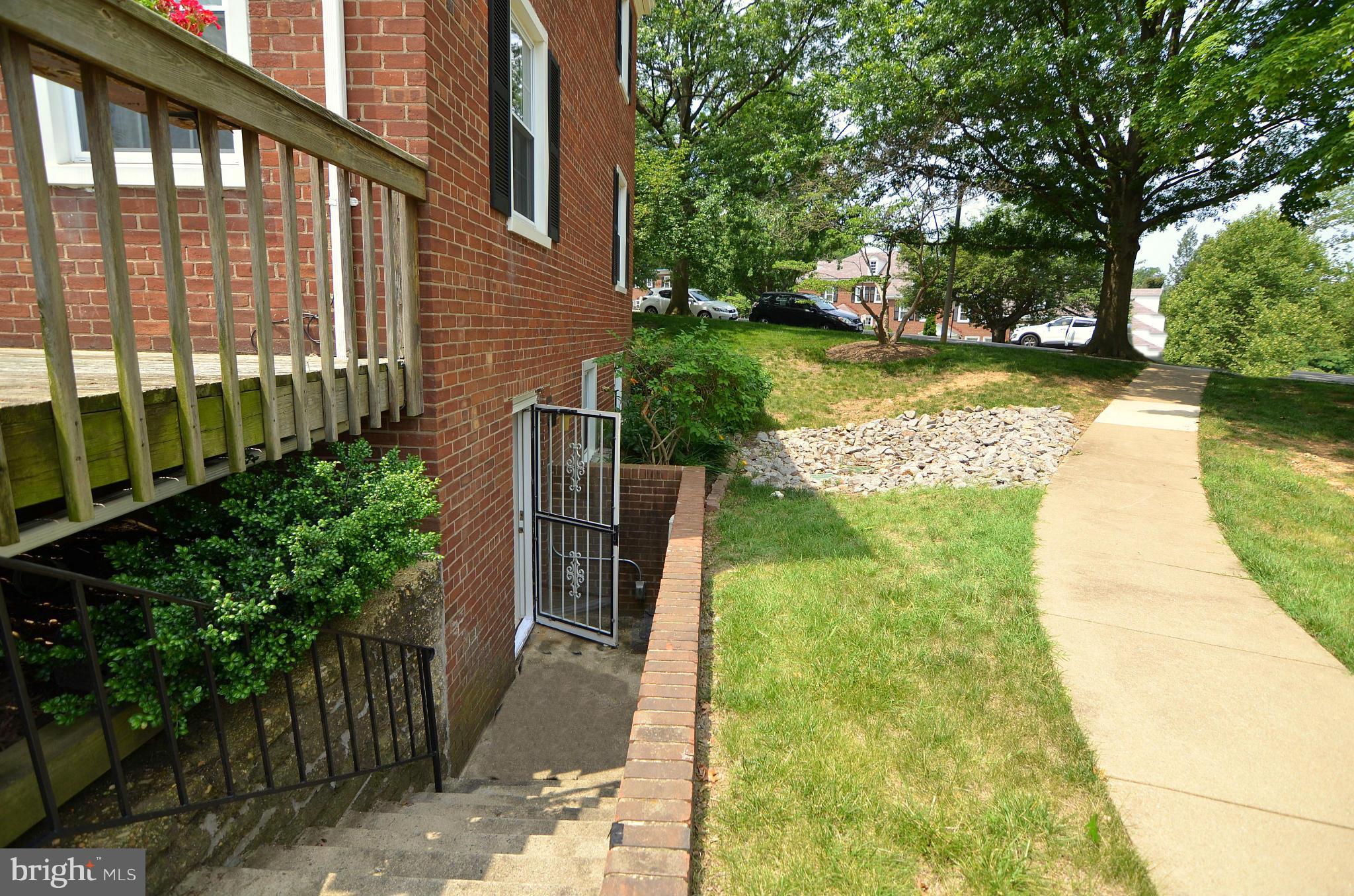 FAIRLINGTON GREEN - Residential