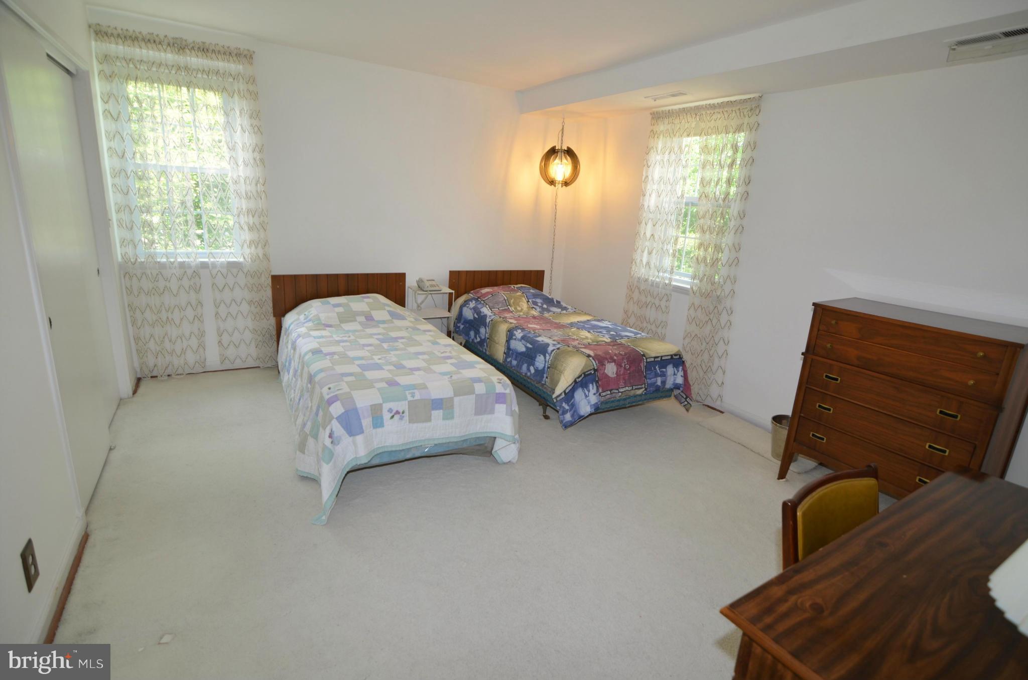 FAIRLINGTON GREEN - Residential