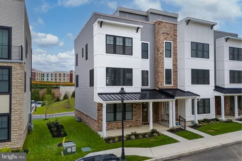 304 Squire Drive, Newtown Square, PA 19073 - MLS#: PADE2089632