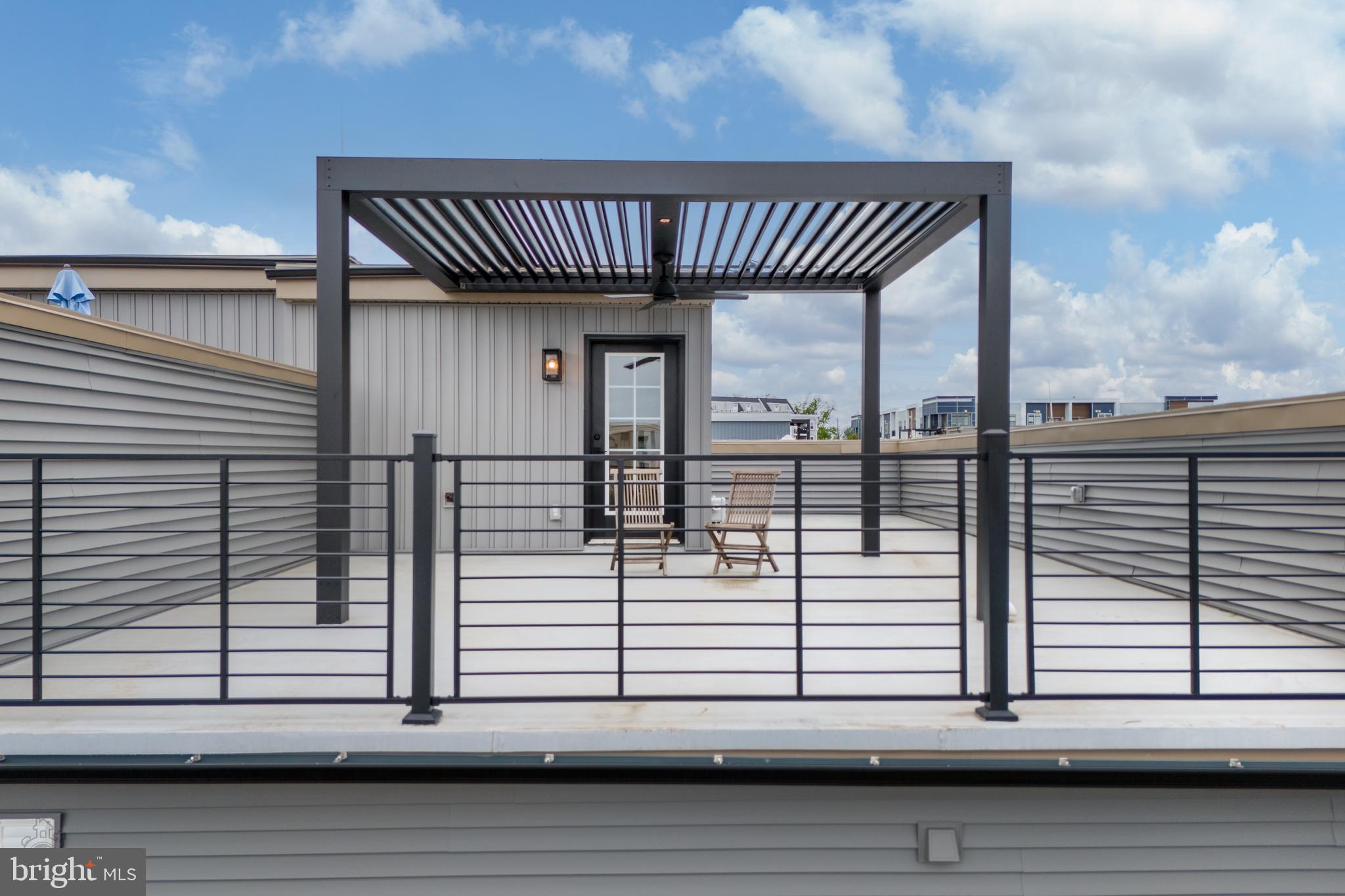 NEWTOWN WALK AT ELLIS PRESERVE - Residential