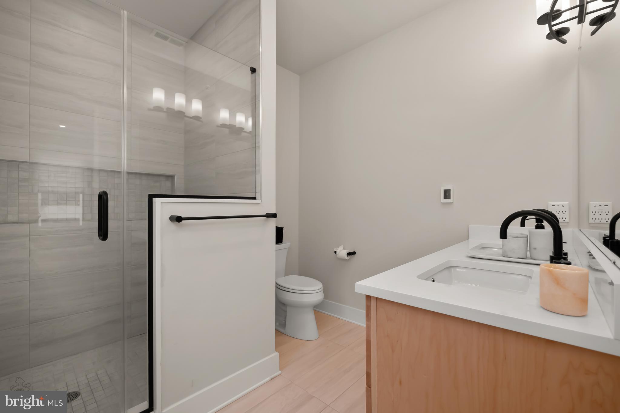 NEWTOWN WALK AT ELLIS PRESERVE - Residential