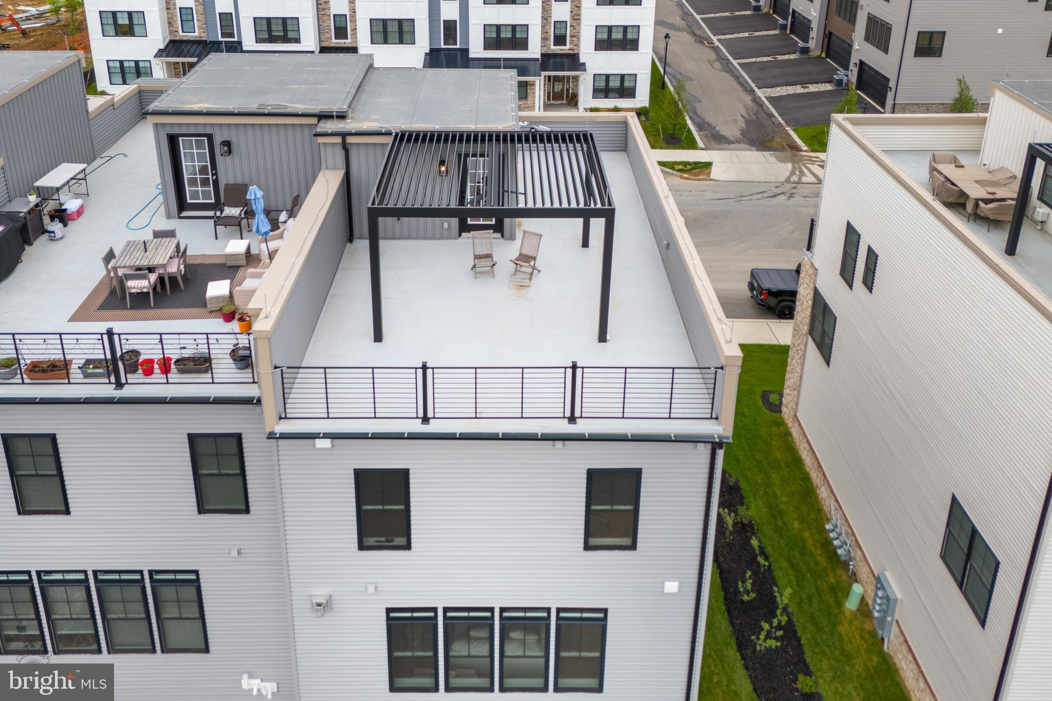 NEWTOWN WALK AT ELLIS PRESERVE - Residential