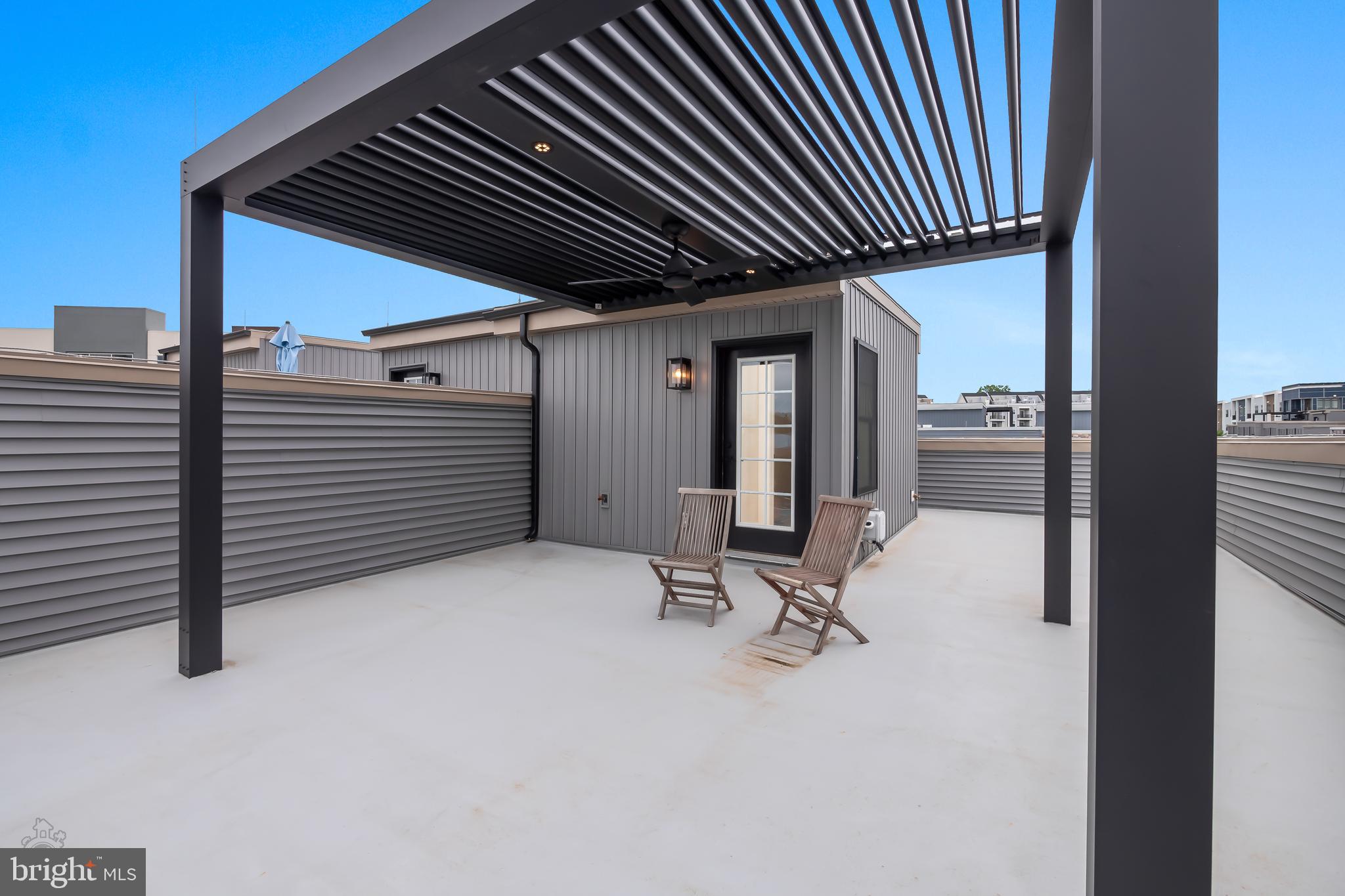 NEWTOWN WALK AT ELLIS PRESERVE - Residential