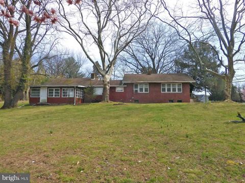 Tiny photo for 609 Hurffville Crosskeys Road, SEWELL, NJ 08080 (MLS # NJGL2070168)