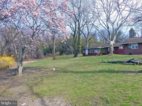 Tiny photo for 609 Hurffville Crosskeys Road, SEWELL, NJ 08080 (MLS # NJGL2070168)